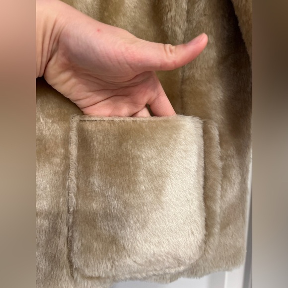 LOFT Coat. Brand New With Tag. Size Small. Never Worn - Picture 8 of 8